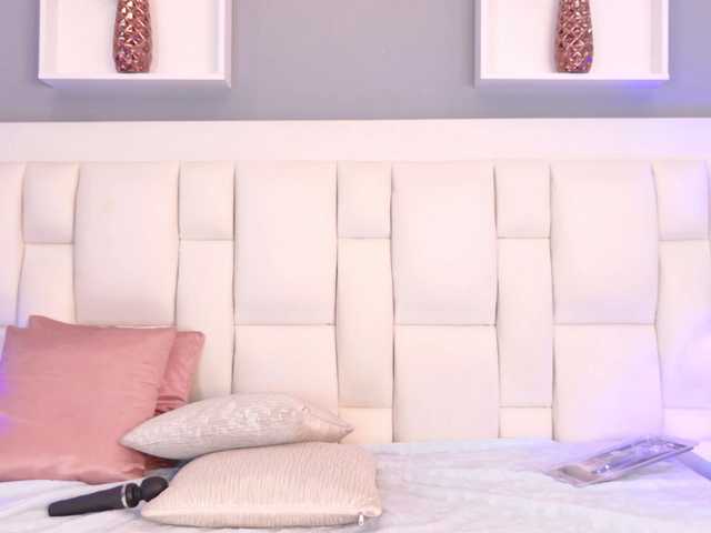 VanesaGuzman live cam on BongaCams