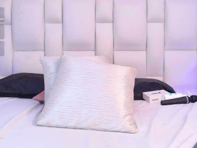 VanesaGuzman live cam on BongaCams