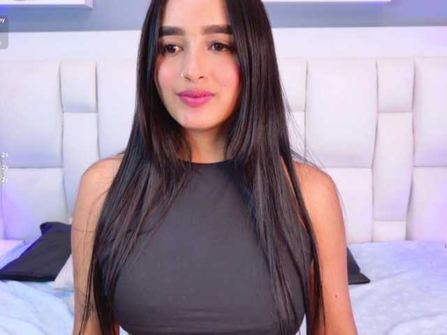 VanesaGuzman live cam on BongaCams