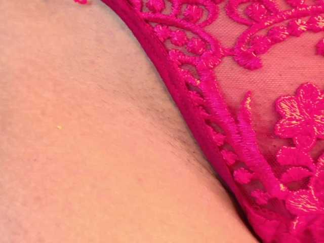 VanesaGuzman live cam on BongaCams
