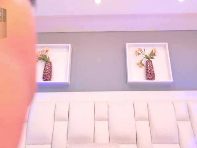 VanesaGuzman live cam on BongaCams