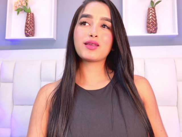 VanesaGuzman live cam on BongaCams