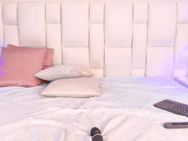 VanesaGuzman live webcam show