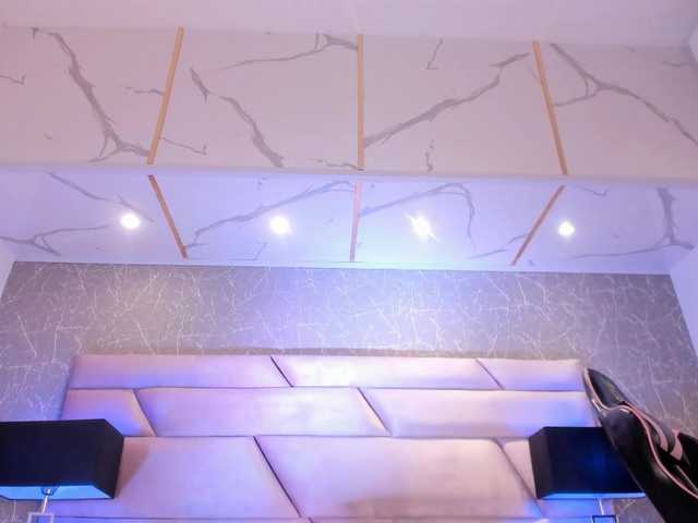 VanesaGuzman live cam on BongaCams