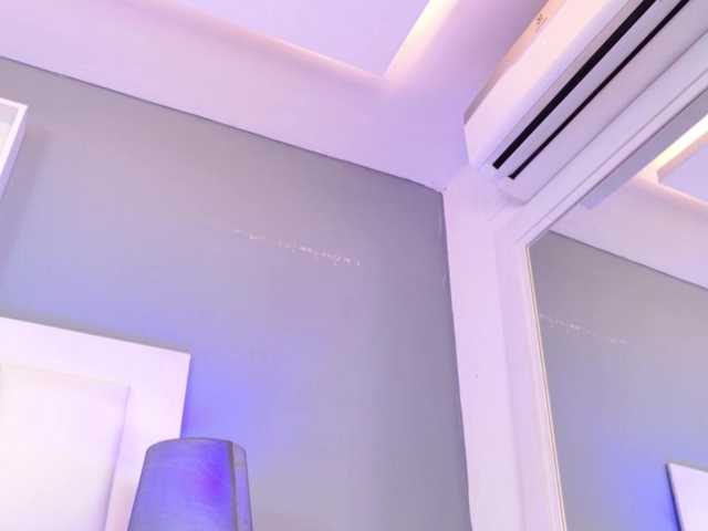 VanesaGuzman live cam on BongaCams