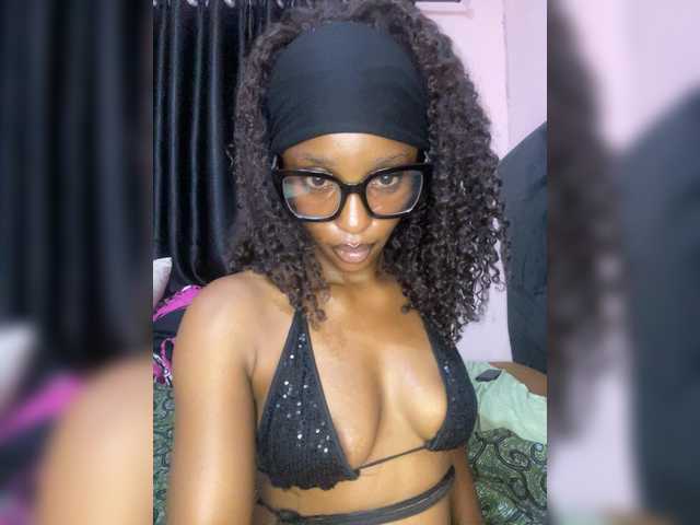 Naughtygirl24