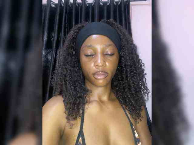 Naughtygirl24 webcam