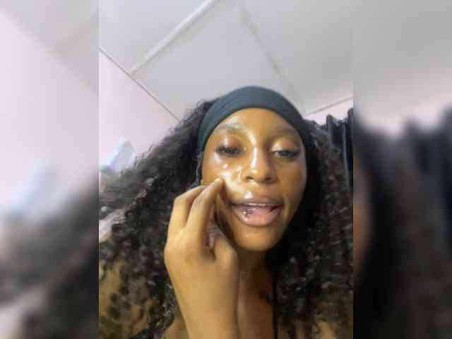 Naughtygirl24 webcam