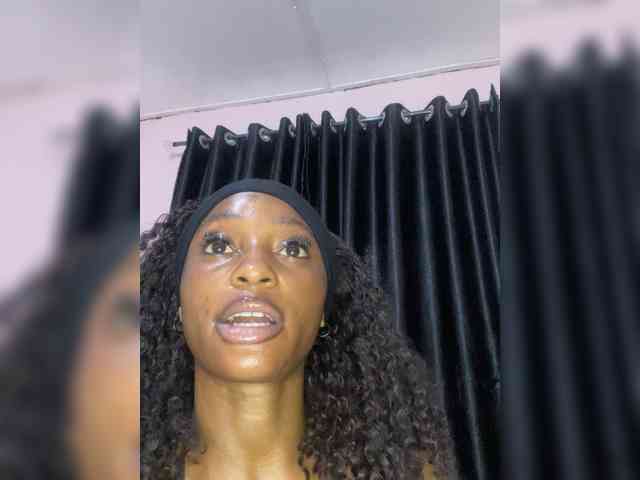 Naughtygirl24 webcam