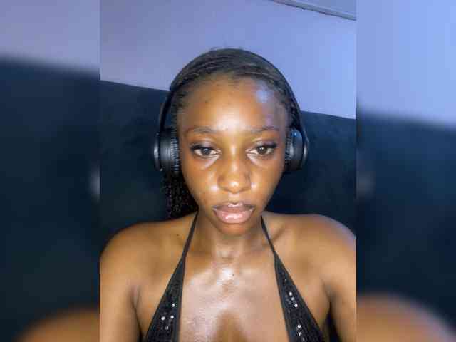 Naughtygirl24 webcam