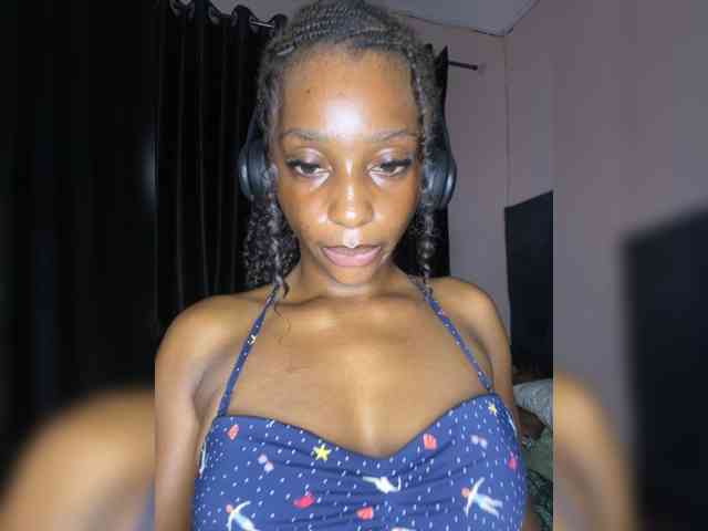 Naughtygirl24 webcam