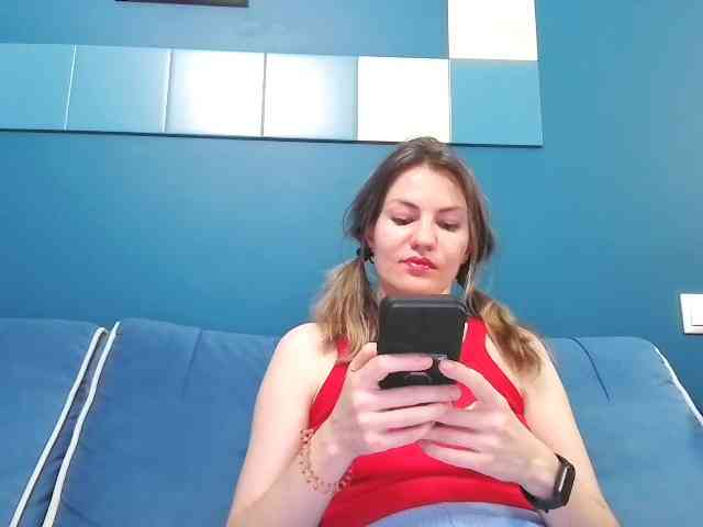 MargarettAdams webcam