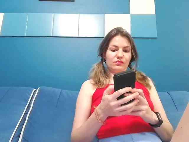 MargarettAdams webcam