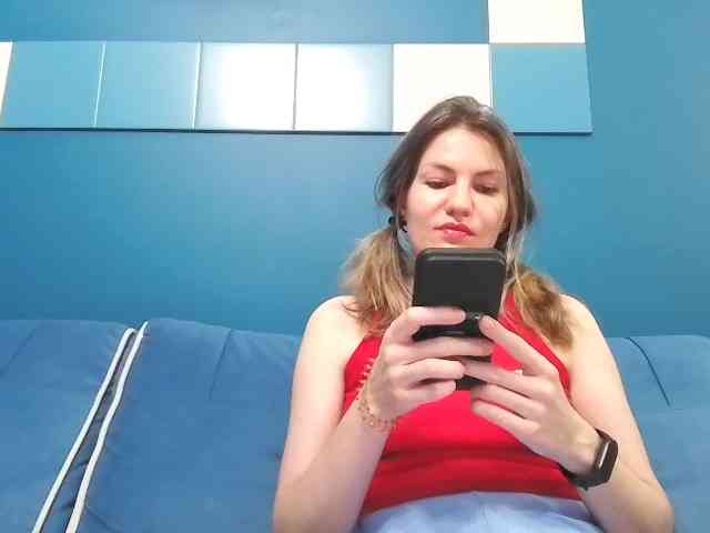 MargarettAdams webcam