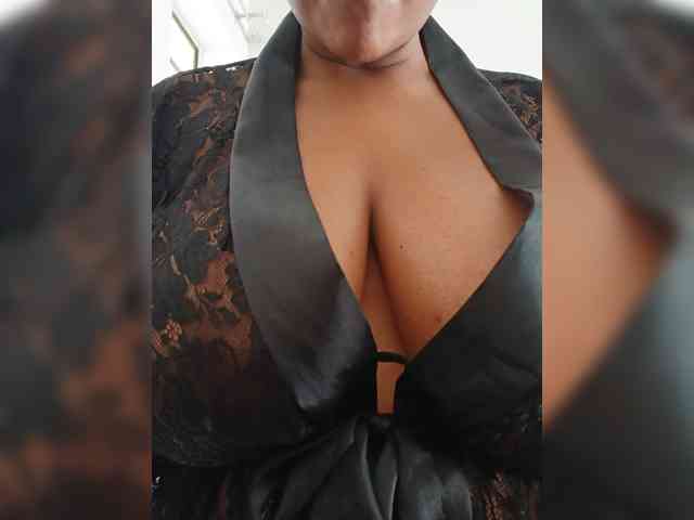 Sweetbx24 webcam