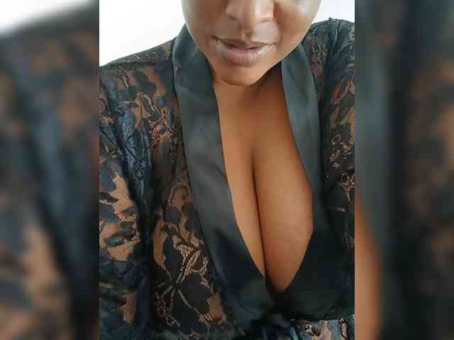 Sweetbx24 webcam