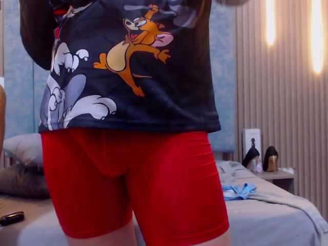 GroupBarbyJones live cam on BongaCams