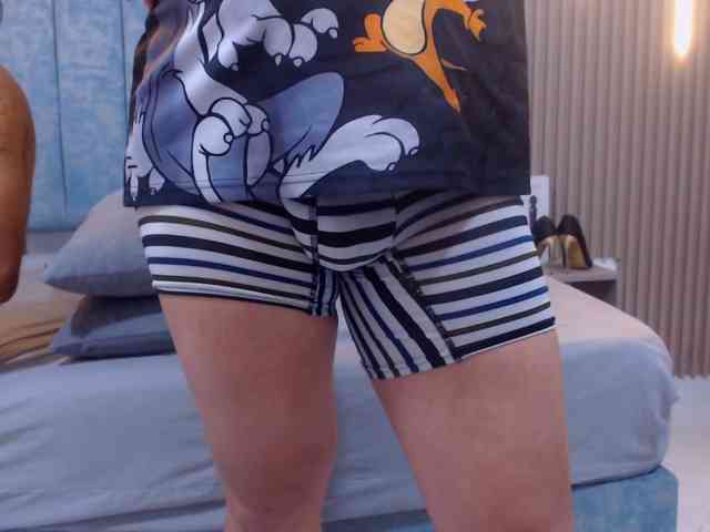GroupBarbyJones webcam