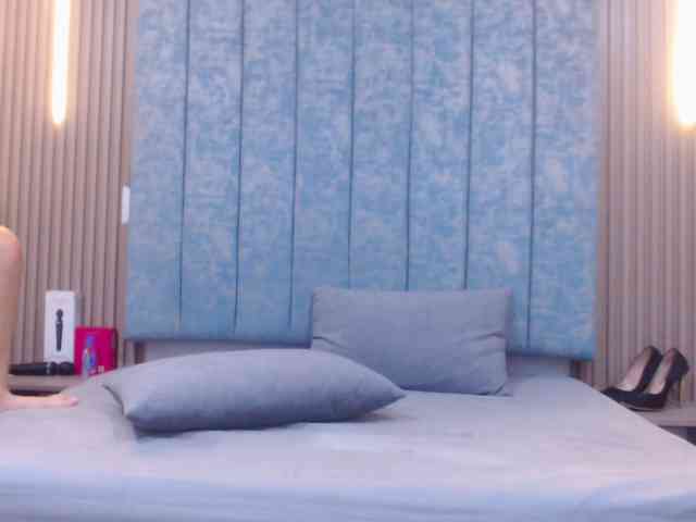 GroupBarbyJones webcam