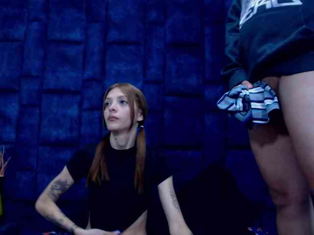 GroupBarbyJones webcam