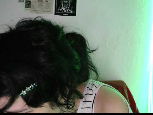 ivicure live show