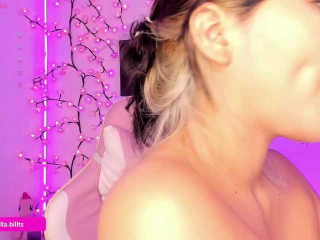 Isabellabills live cam on BongaCams