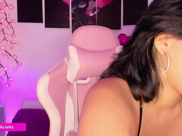 Isabellabills live cam on BongaCams