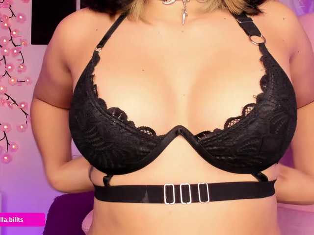 Isabellabills live cam on BongaCams