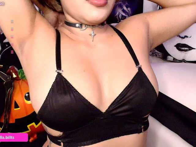 Isabellabills live cam on BongaCams
