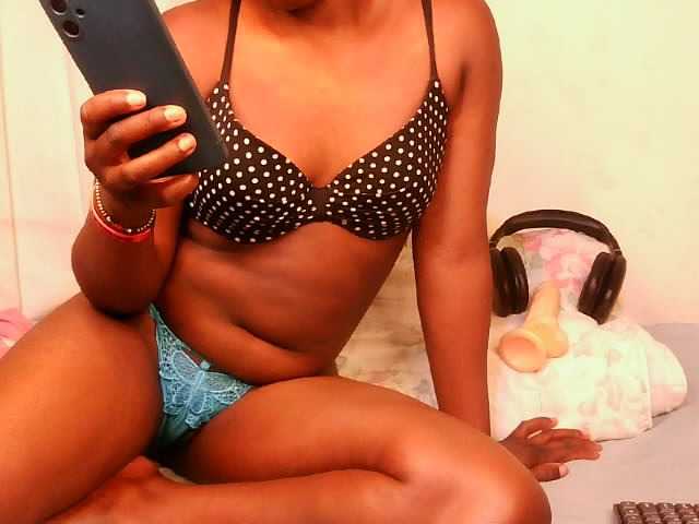 cute-mesh live cam on BongaCams