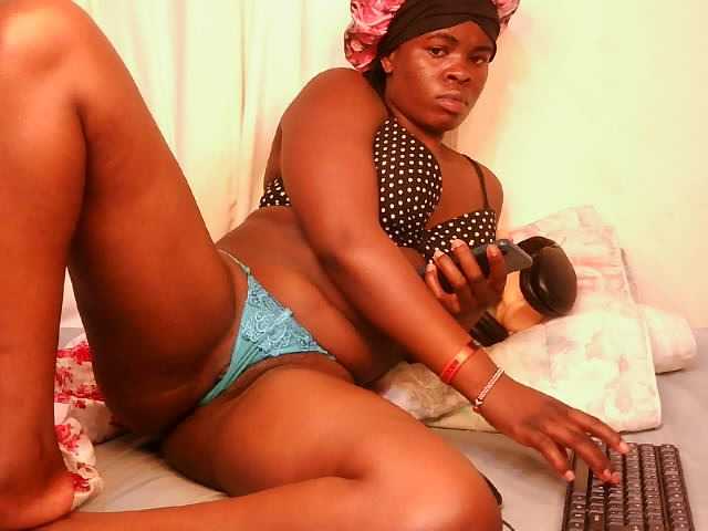 cute-mesh live cam on BongaCams