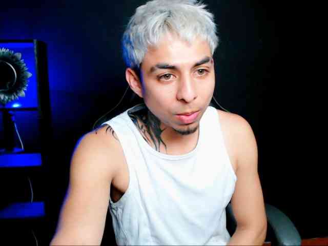 alpha-Latino