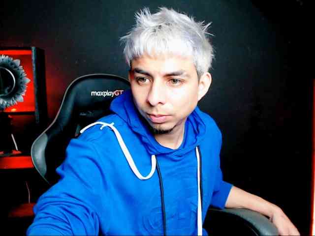 alpha-Latino