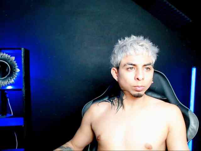 alpha-Latino