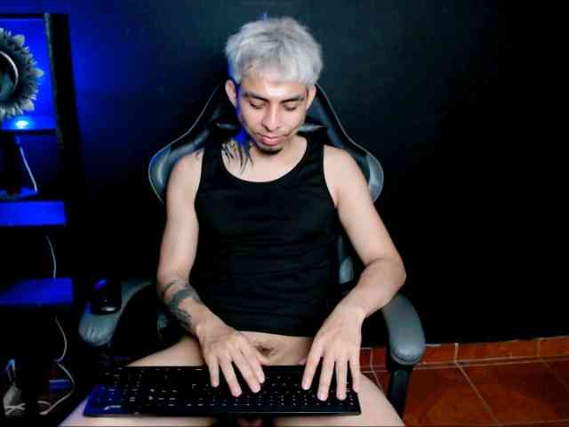 alpha-Latino