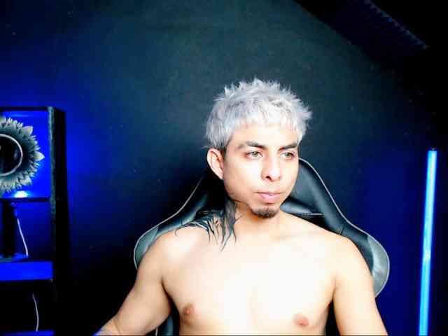 alpha-Latino