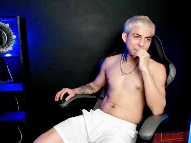alpha-Latino