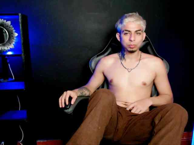 alpha-Latino