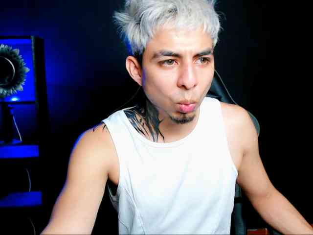alpha-Latino