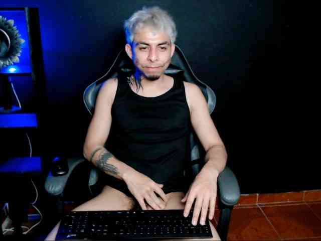 alpha-Latino