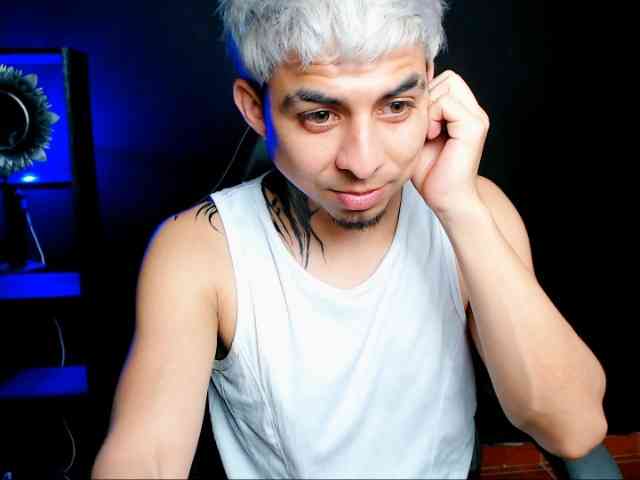 alpha-Latino