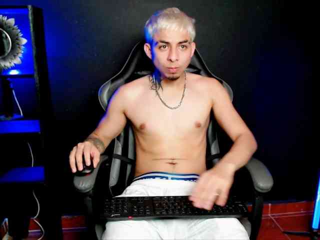 alpha-Latino