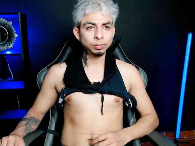 alpha-Latino