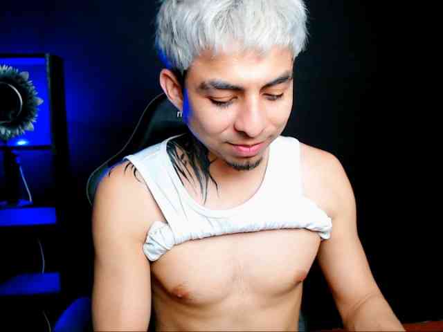 alpha-Latino