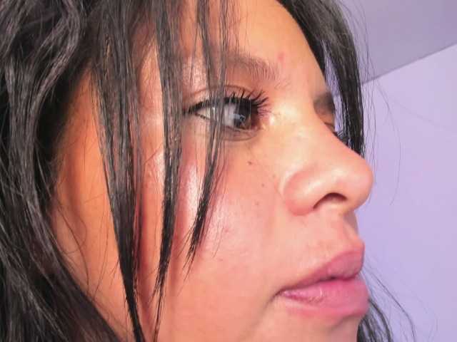 LilaVelvet live cam on BongaCams