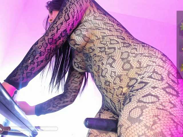 emysweett live cam on BongaCams