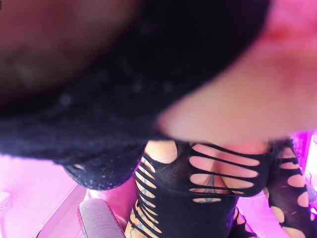 emysweett webcam