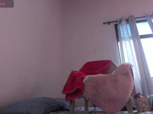 carolinasweet37 live cam on BongaCams