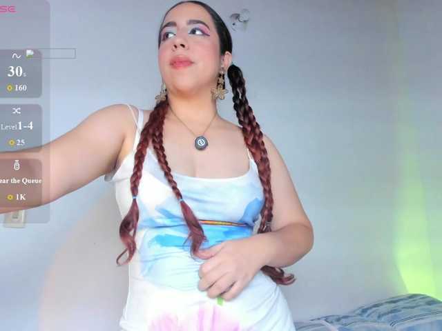 carolinasweet37 live cam on BongaCams
