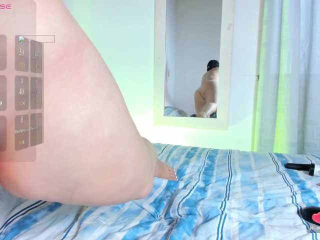 carolinasweet37 live cam